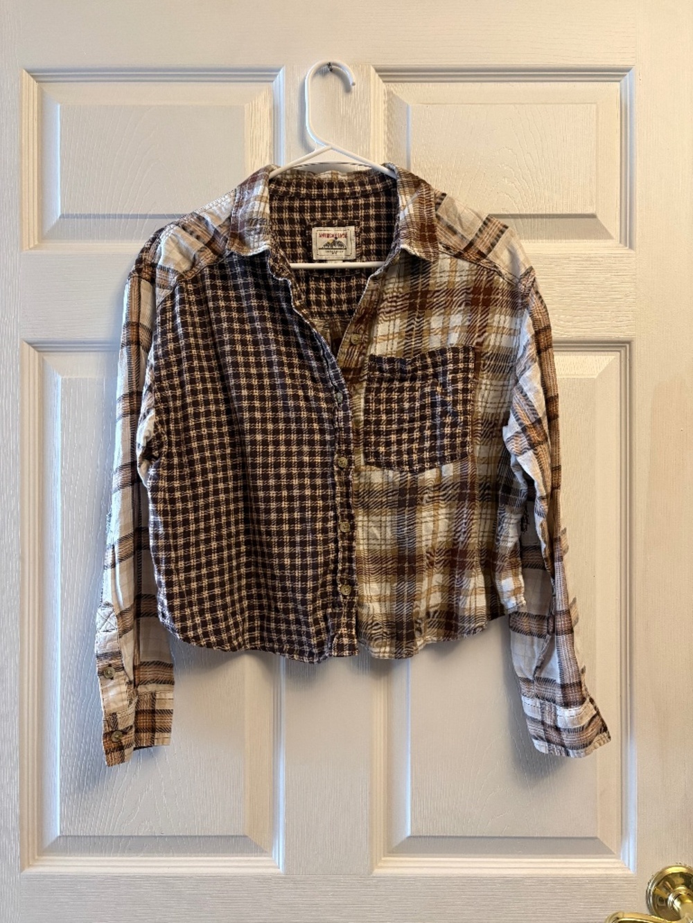 American Eagle Cropped Plaid Shirt